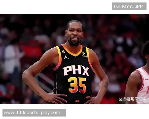 火箭全员积极备战快船训练照曝光KD专注状态引人关注