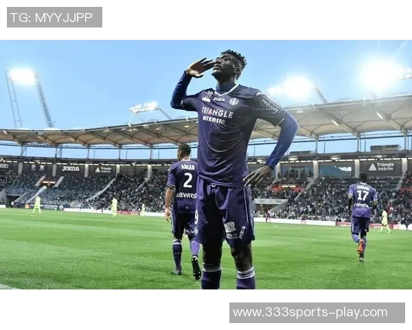 法媒报道阿森纳旧将萨诺戈与中国俱乐部展开谈判寻求新机会 法媒报道阿森纳旧将萨诺戈与中国俱乐部展开谈判寻求新机会